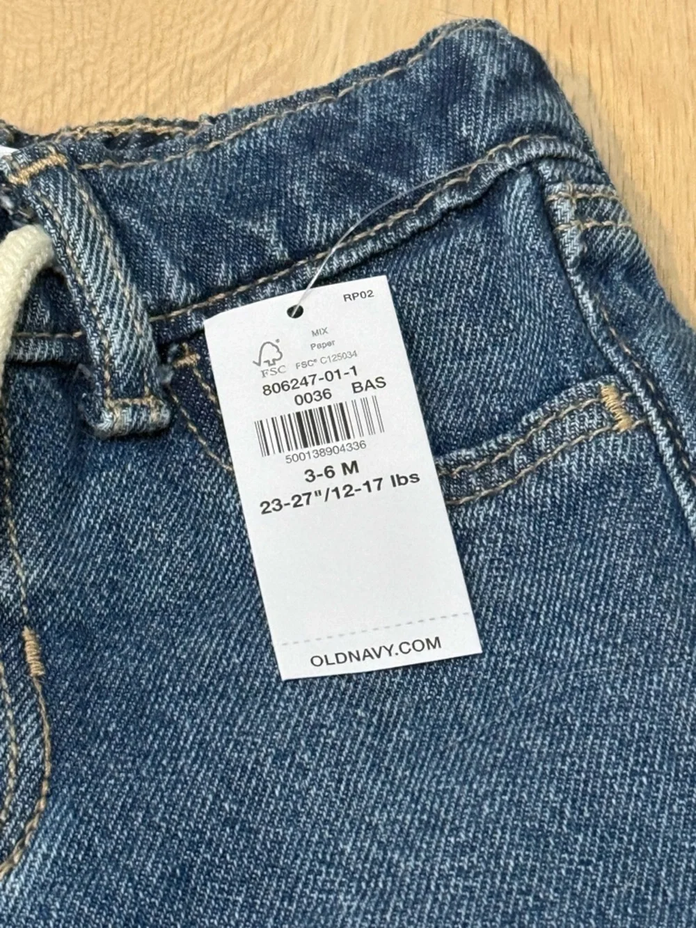 Old Navy (baby) Dark Blue Denim Pull-On Barrel Jeans size 3-6mo